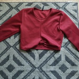Midriff long sleeved shirt